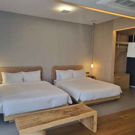 Hound Hotel Haeundae Signature Пусан Экстерьер фото
