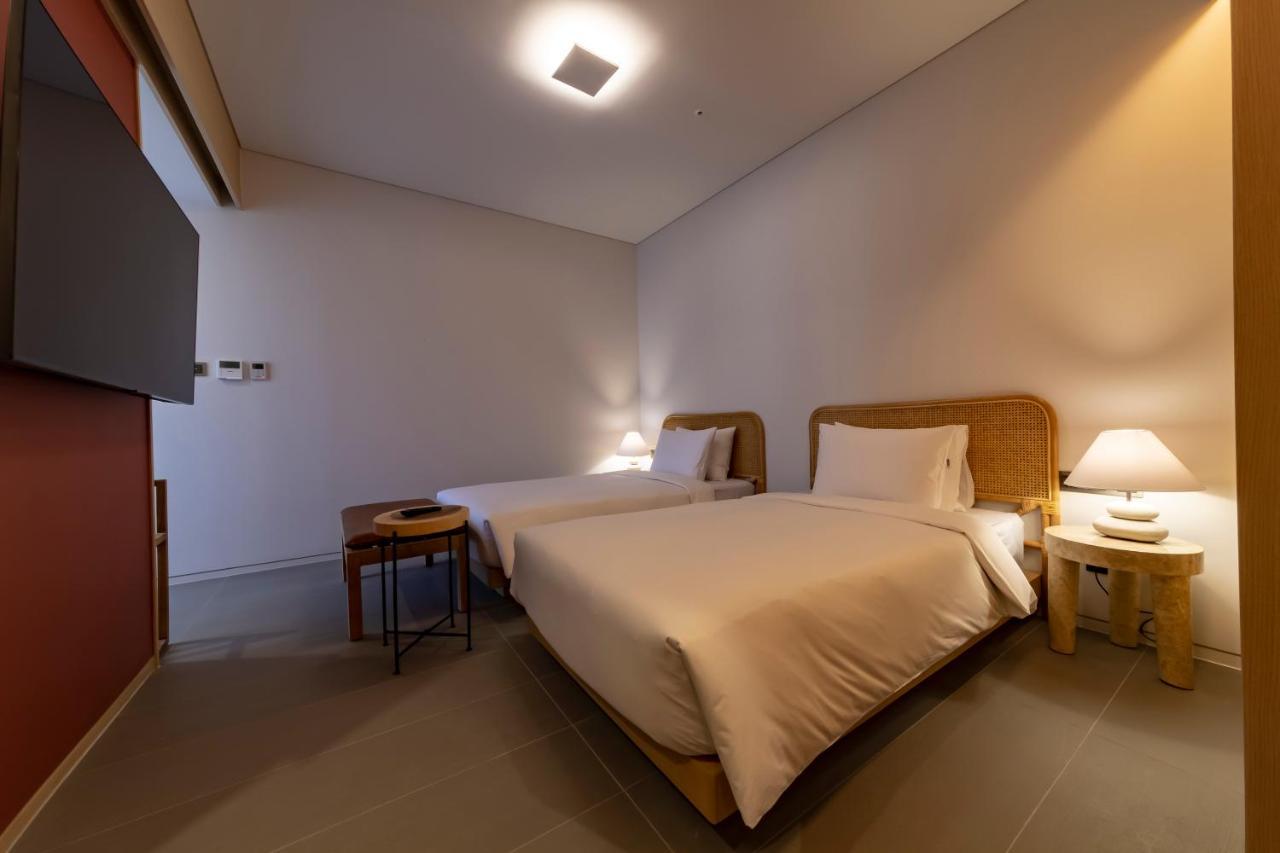 Hound Hotel Haeundae Signature Пусан Экстерьер фото