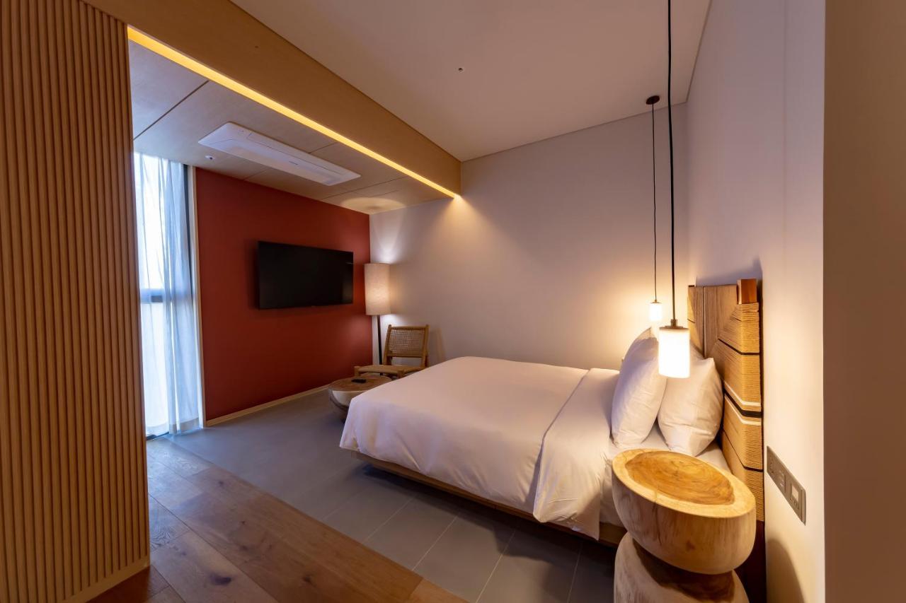 Hound Hotel Haeundae Signature Пусан Экстерьер фото